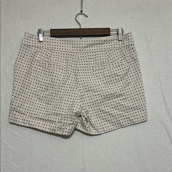 J. Crew Factory Black and White Shorts with Tailored Fit. Size 8 - Picture 3 of 5